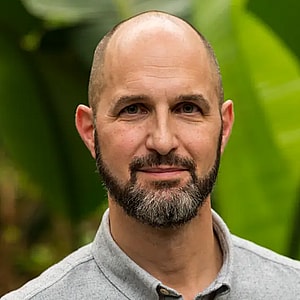 Picture of Jon Lans